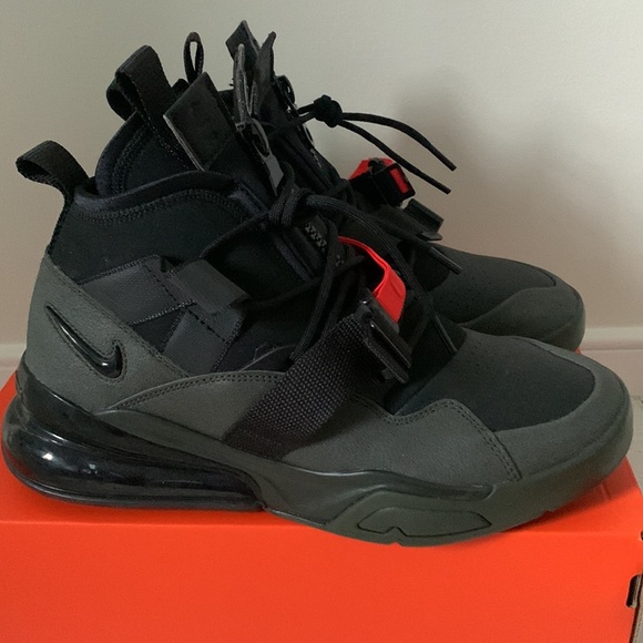 Nike Air Force 270 NEW Sz8 Green/Black - Picture 3 of 9